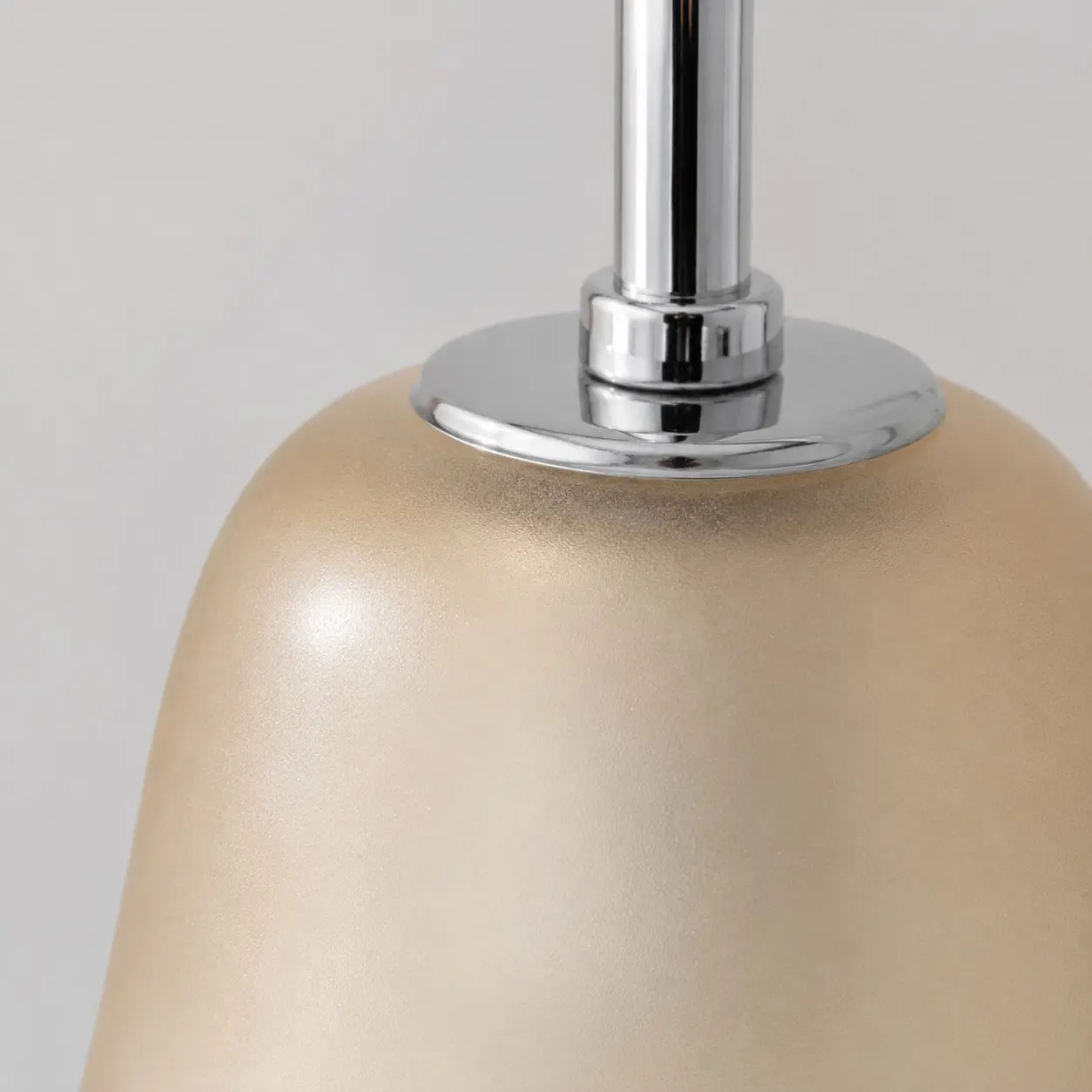 Glass shade collar detail
